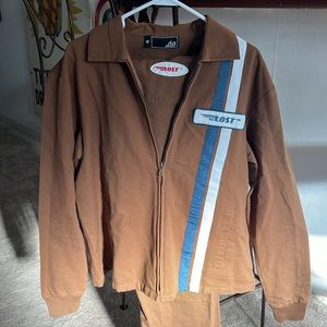 Lost Service set Walnut